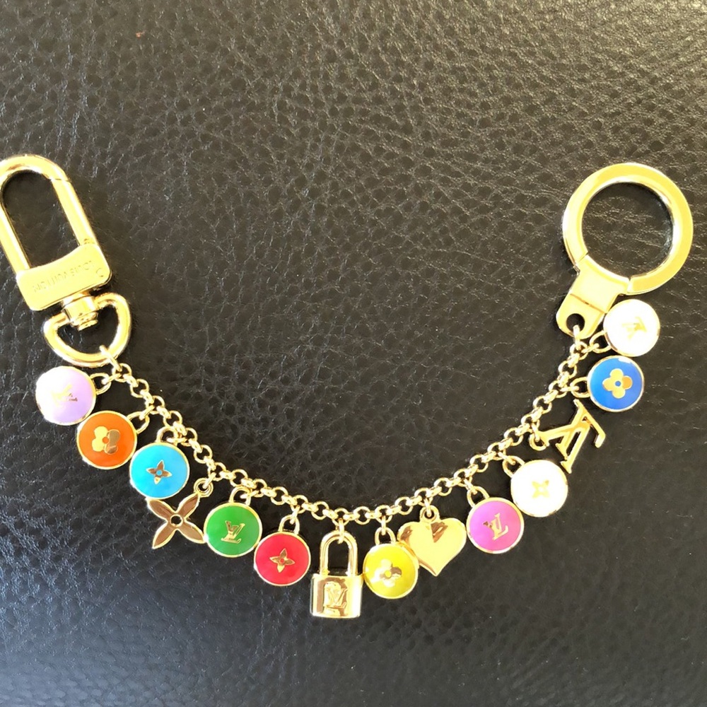 🌸🌸Louis Vuitton Pastilles bag charm🌸🌸